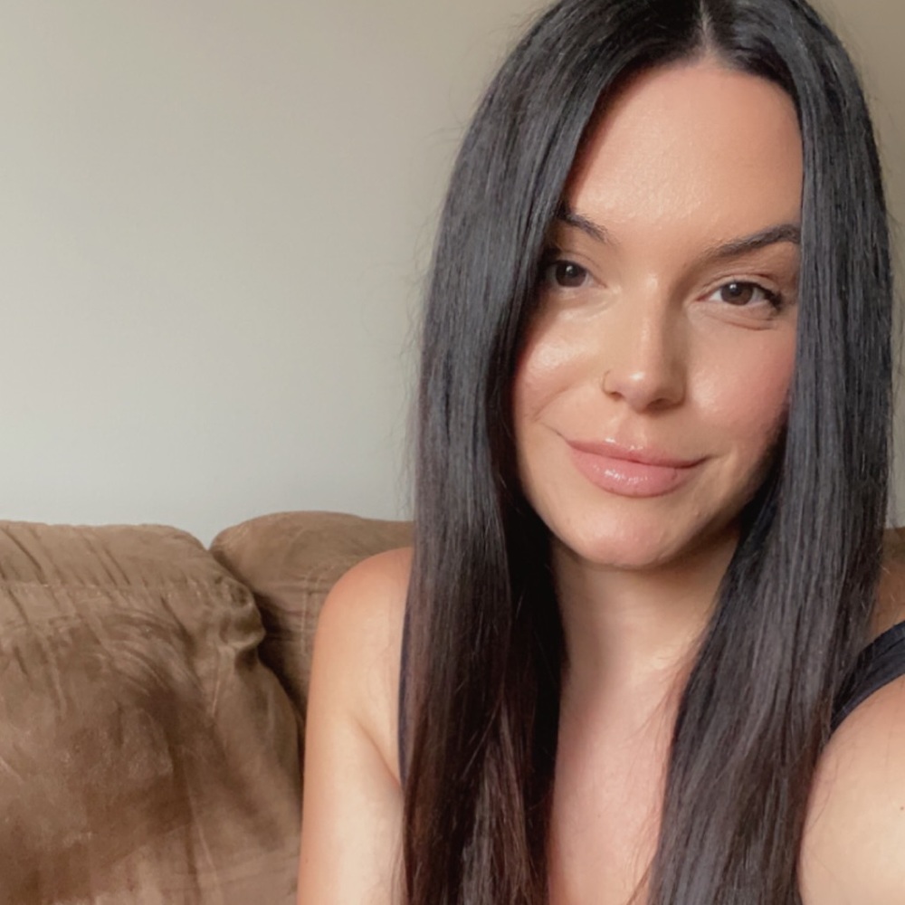 Meet your Posher, Jenn